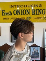 フォーコーナーズカットショップフェイビーズ 名古屋西(FourCornersCutShop favey's)&nbsp;トラディショナルパートスタイル センターパート