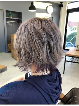 ストゥー(StueW.) シルバー【倉敷】【岡山】【ハイライト】【バレイヤージュ】