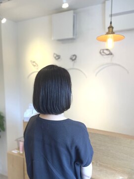 ハッコ(hacco) 艶髪ボブ/アッシュブラック/パープルブラック/白髪