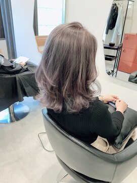 アフロディーテ ギンザ 秋葉原店(APHRODITE GINZA) グラデーションカラー/外ハネボブ/ペールベージュ/秋葉原