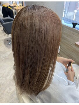 リーオオサカ(Lee Osaka) 【赤みが苦手な方】ブリーチなしで柔らかブラウンカラー/kana