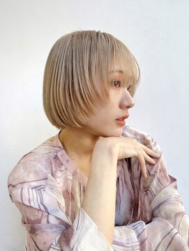 トルネード(TORNADO) 大人ショートボブ前髪ありマッシュ丸みひし形丸顔面長絶壁K03-04