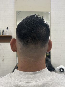 リーベ 秋津店(Liebe) フェードカット