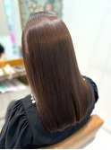 細くてダメージしやすい髪も、さらさらストレートに。