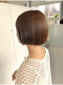 オリーブベージュ
