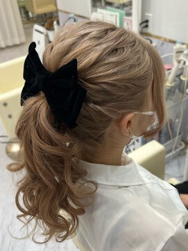 ヘアセットアリエス(aries) ポニーテール