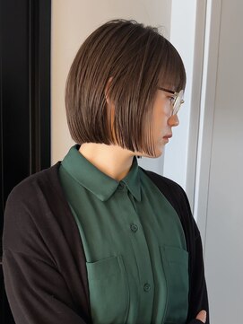 ジアン テラス(GIEN TERRASSE) ぱつっとボブミニボブ切りっぱなしボブ大阪梅田茶屋町#岸本