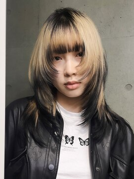 キャロルガーデンズ ボコカ 表参道(Carroll Gardens bococa) レイヤー/デザインカラー/ブリーチ/ダブルカラー　azu