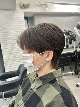 オーバル バイ アピッシュ(OVARL by apish) 韓国メンズヘア/センターパート/ニュアンスパーマ/ダウンパーマ