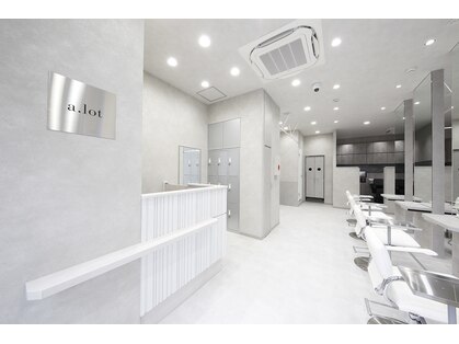 アロット 溝の口店(a.lot)の写真