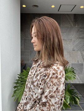 メゾン アヴァロ(Maison Avallo) 自然体なハイライトミディアム