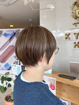 キュウヘアー(KYUU HAIR) ハイライトで白髪に目線を向かせない!