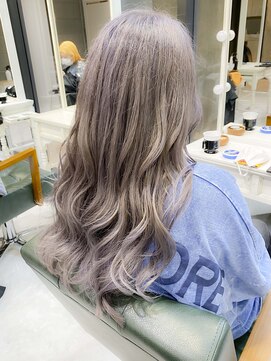 デイズ(days) ミルクティーアッシュベージュ3Dカラー☆ブリーチWカラーモード