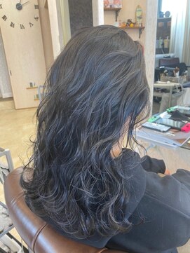 スーペリオル(Superior) 暗髪ブルーブラック