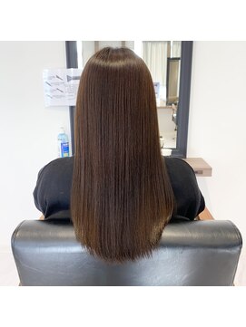 ピアーネ(PIANE) 光り輝く美髪ロング