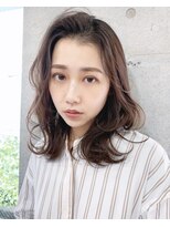 リコバイアフロート(riko by afloat)&nbsp;大人ミディアム韓国風レイヤーカット/くびれヘア/20代30代
