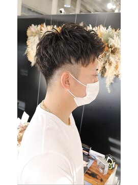 シロ(SHILO) スキンフェードショート