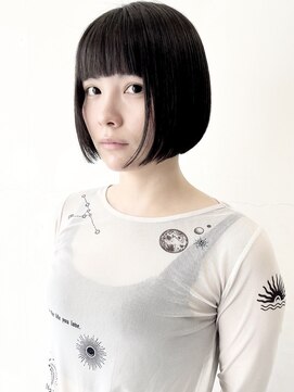 ココ 原宿(KOKO) 黒髪小顔クラゲヘアーオリーブグレーココアベージュミニボブ