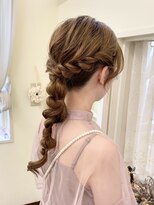 ティーズヘアイナガキイヴピアジェ&nbsp;編みおろし＿玉ねぎスタイル＿ヘアアレンジ