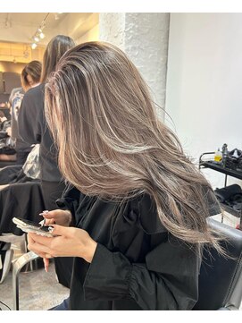 ブレンド 渋谷(BLend) 黒髪ボブルフネビージュ小顔ワンレンスペインカール