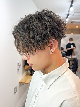 エルマーク 豊中(L-MARK) センターパート波巻きパーマスパイラルパーマツイストスパイラル