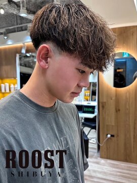 ルースト 渋谷店(ROOST) MEN’S HAIR/波巻ツイストスパイラル/フェザーパーマ/眉毛/渋谷