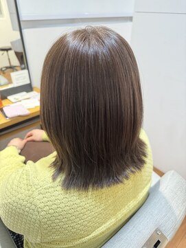 くびれボブ×ミルクティーベージュ