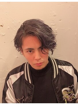 ピチカート(pizzicato) 無造作パーマ　ミディアムボブ