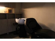 フルフラットのシャンプー台で極上のひとときを☆