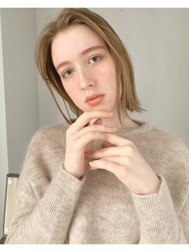 ルーム(Loom.) 柔らかいハイトーンに切りっぱなし【Loom./明治神宮前/原宿】