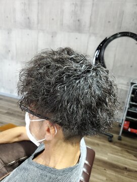 ダイス(Dice) マッシュ/ショート/韓国/メンズ/ブリーチ/ハイライト/ミディアム