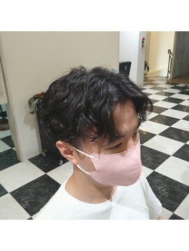 ルシードスタイル クリザンテーム センターパート×パーマ