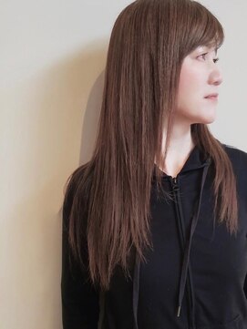 トップヘアー ガーデンヴィラ 安城(Garden Villa) 柔らか質感魅力のロングストレート/グレージュカラー