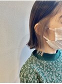 ボブ×チラ見せイヤリング