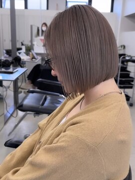 ジルブラン(JIL BLAN) ハイライトバレイヤージュダブルカラーショートカット30代40代