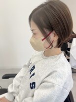 スリー(Th:ree)&nbsp;大人可愛い20代30代40代丸みとくびれショートボブ◎