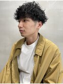 刈り上げマッシュ波巻きスパイラルパーマツーブロックヘア