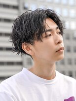 クロムトウキョウ ザ バーバー ネオン 新宿店(CHROM TOKYO the Barber ne/on) センターパート/波巻きツイストスパイラルパーマ