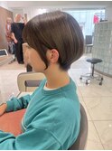 コンパクトショートヘア