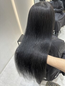 ジーナ 博多筑紫口(Zina) 艶髪ブルーブラック×地毛風 暗染めカラー！【福田れん】