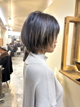 小顔ミニボブレイヤーハイレイヤーウルフエンドカラー