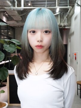 シオン(shion) 前髪カットロング顔周りレイヤーダブルカラー_ba579742