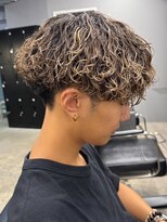 エルマーク 松山(L-MARK)&nbsp;波巻きツイスパ/サーフカール/メンズ/men's/フェザーパーマ/眉毛