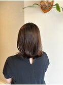 くびれ外はねボブ