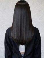フィガロ バイ テイラー(FIGARO by Taylor) 艶髪美人の秘密。触れたくなる極上ストレート