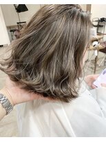 アリー 原宿 表参道(ALLY)&nbsp;[ALLY阿部]ハイライト×グレージュ×切りっぱなしボブ