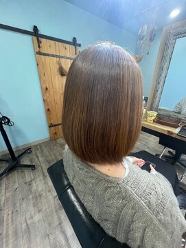 リブ バイ アベイル(LIB by Abeille) 髪質改善/つやつやストレート/グレージュカラー/30代/40代/50代