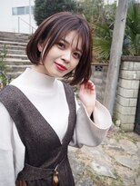 ヴィヴカウンター(VIVE counter)&nbsp;艶感と透明感あるワンカールショートボブ。