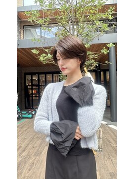 ハルキミナトジャパン 神戸(HARUKI MINATO japan) 大人ショートボブ 20代30代40代ヘア