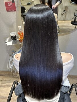 ロロネー 天満(Lolonois) 艶髪髪質改善ストレート